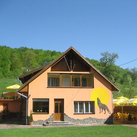 Pensiunea Colt Alb Бэйле-Хомород Экстерьер фото